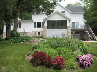 11129 Beach Rd, Sister Bay, WI 54234