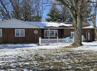 6633 Peltier Rd, Delphos, OH 45833