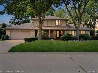 16131 Winchester Dr, Northville, MI, 48168