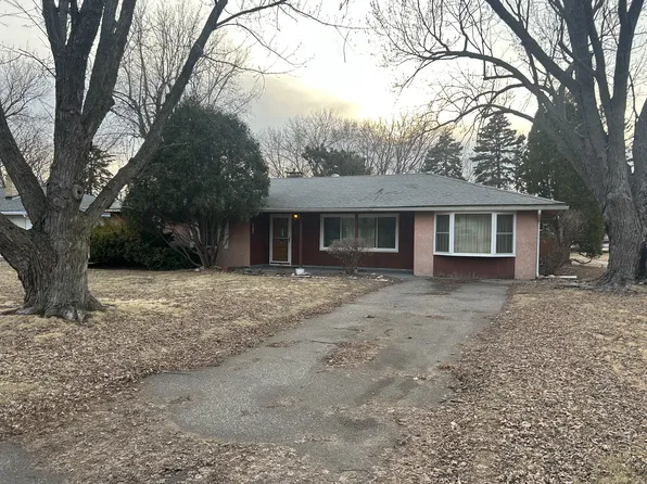 8018 5th St NE, Spring Lake Park, MN 55432