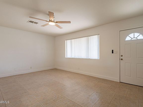 5th image of 2515 S COLLEGE Avenue #10