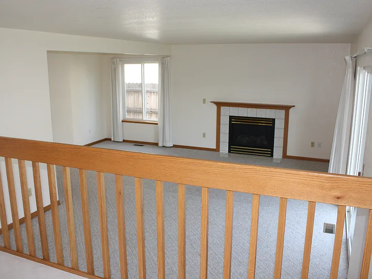 502 Haven Dr — Photo 6