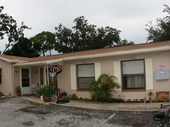 1729 Grand Blvd, Holiday, FL 34690