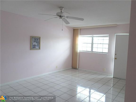 3rd image of 1951 NE 39th St APT 233