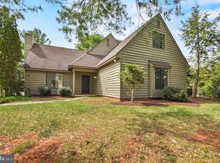 1132 Amber Ridge Rd, Charlottesville, VA 22901