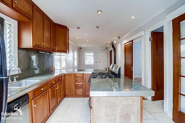 4567 Florida St — Photo 6