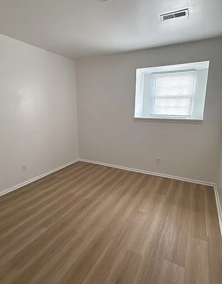 5045 Prescott Ave #APARTAMENT — Photo 4