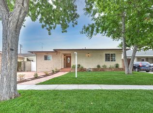 2856 Ladoga Ave, Long Beach, CA 90815