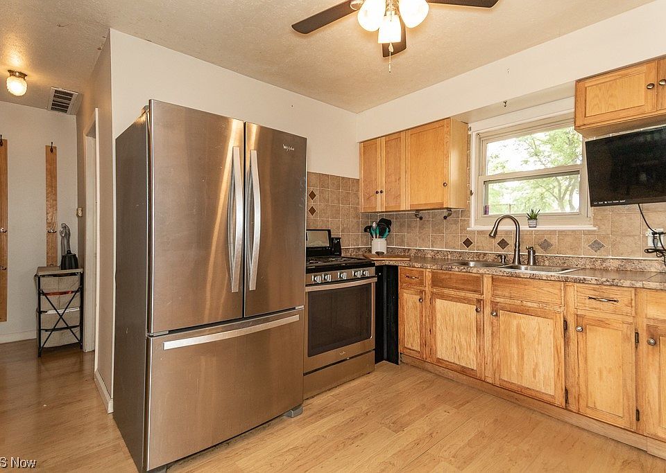 34417 Bainbridge Rd, North Ridgeville, OH 44039 Zillow