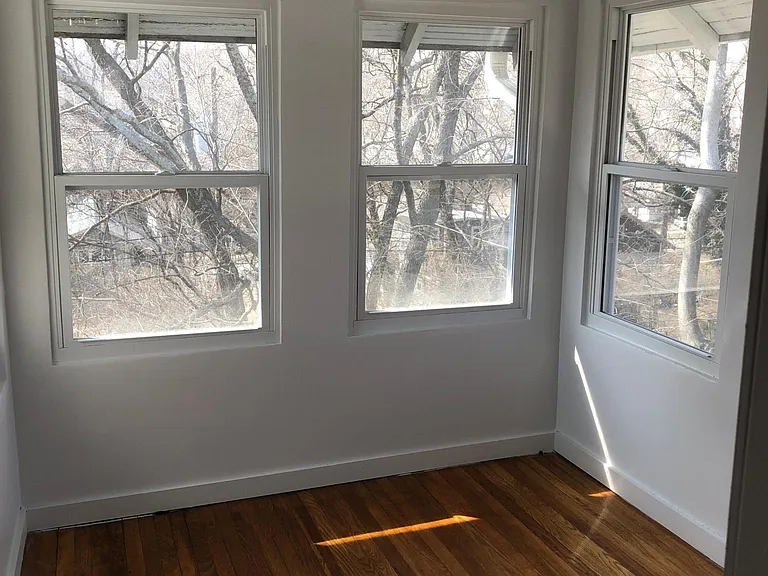 4334 Wayne Ave — Photo 12
