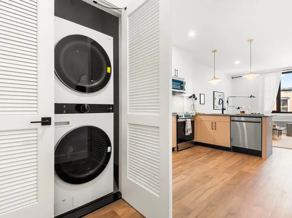 500 Communipaw Avenue image 3 of 16