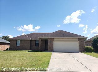3514 W Cardinal Dr, Springfield, MO 65810