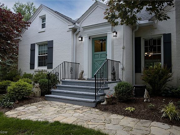2nd image of 2911 Brentwood Rd NW