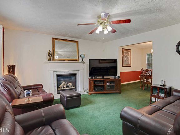 3rd image of 6638 Rebecca Lou Ln
