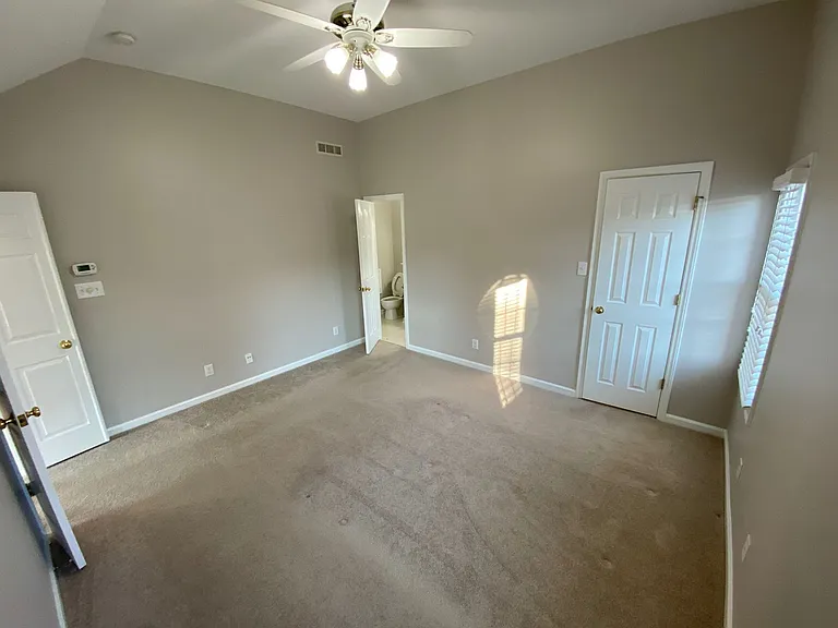 102 College Ave — Photo 36