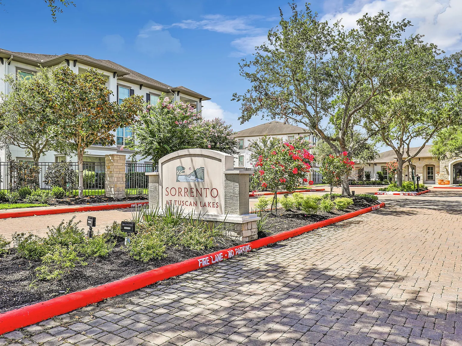 Sorrento at Tuscan Lakes — Photo 1