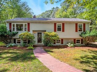35 Perry St, Douglas, MA 01516