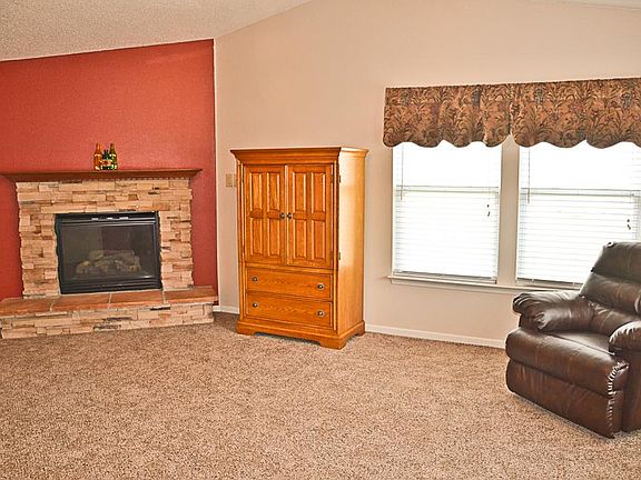 5th image of 4190 Doten Dr