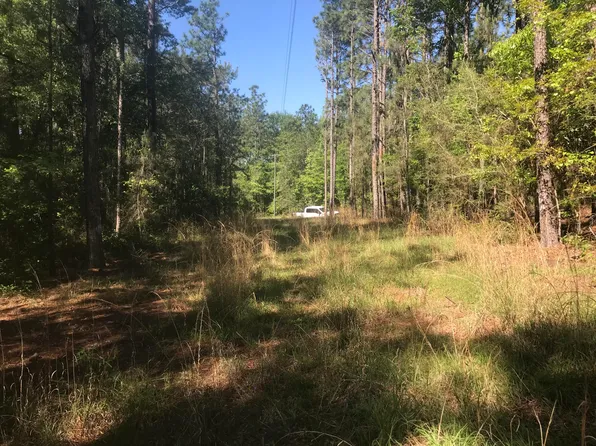 900-1 Browns Bridge Rd, Hattiesburg, MS 39401