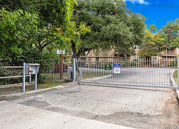 3rd image of 4119 Medical Dr #307C