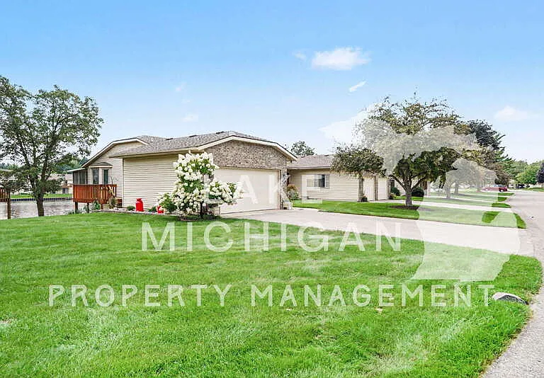 6092 Pebble Dr — Photo 1