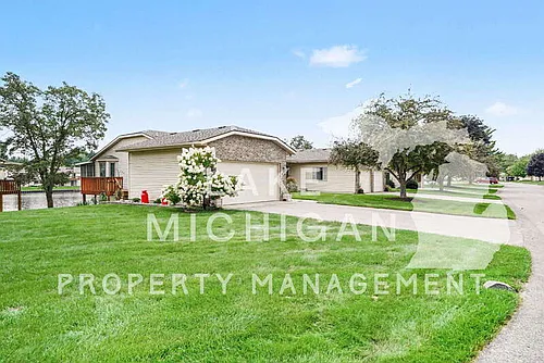 6092 Pebble Dr Photo 1