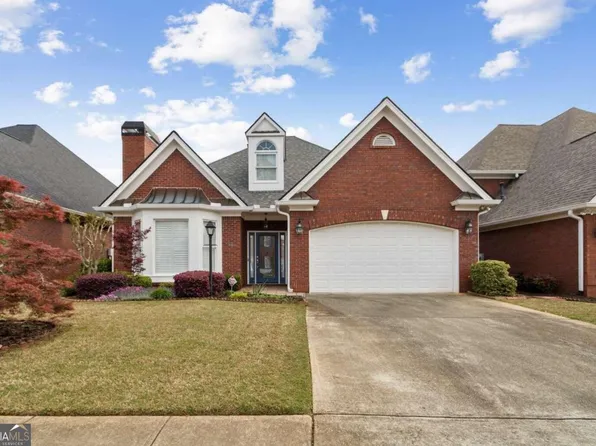 2005 Glenhurst Dr, Snellville, GA 30078