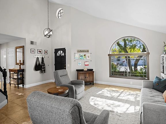 5th image of 13972 Poway Valley Rd