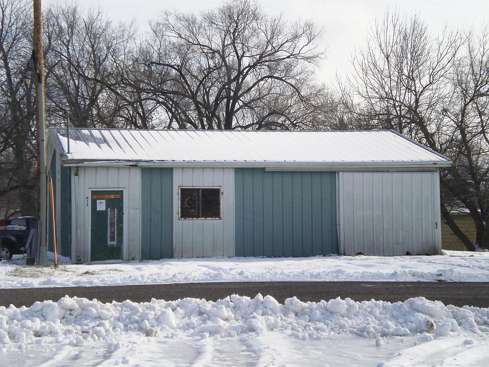 1st image of 613 K St