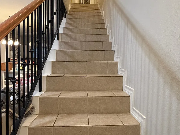 602 Basswood Dr #201 — Photo 7