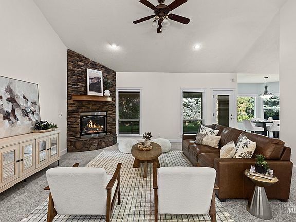 5th image of 4946 N Villa Ridge Way