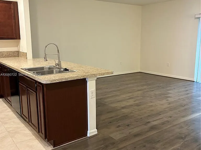 1612 Primo Ct — Photo 9