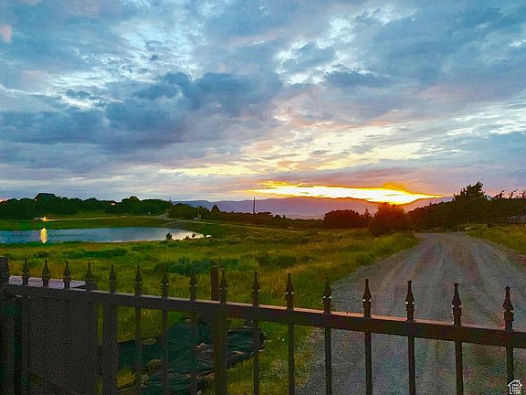 2nd image of 215 Lake Fork Rd