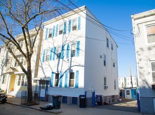 122 Everett St, East Boston, MA 02128