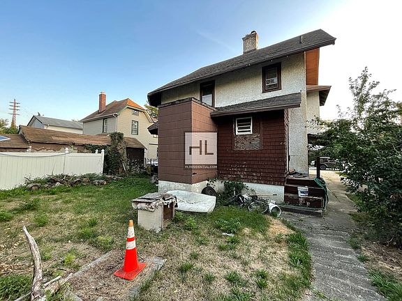 4th image of 222-07 141st Ave
