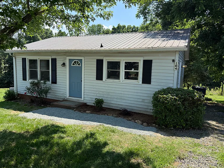 164 Market Rd — Photo 7