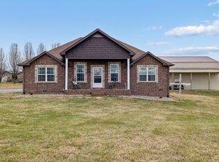 70 Hayden Drake Ln, Lafayette, TN 37083