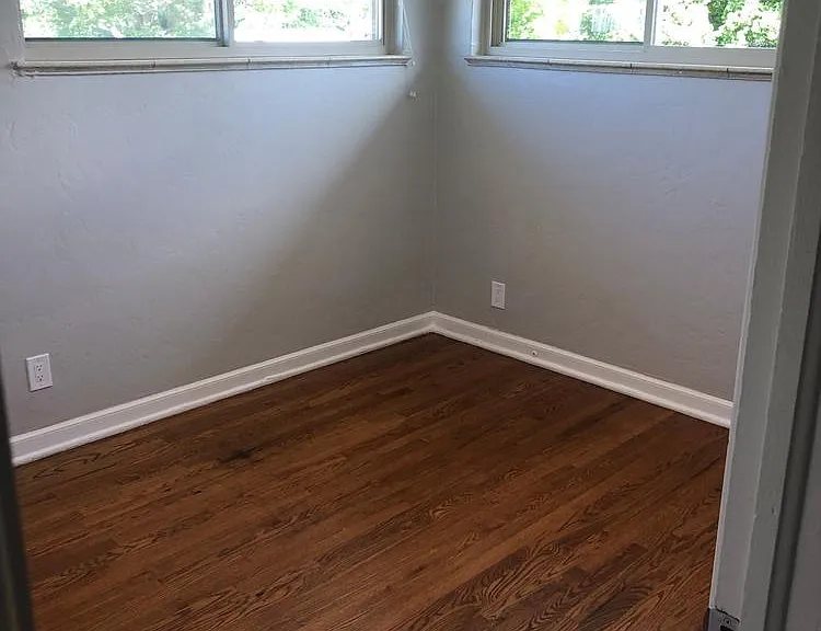 1284 S Harrison St — Photo 20