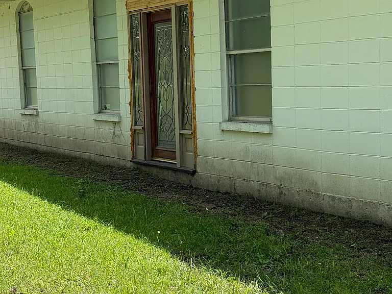 245 County Road 452 — Photo 2