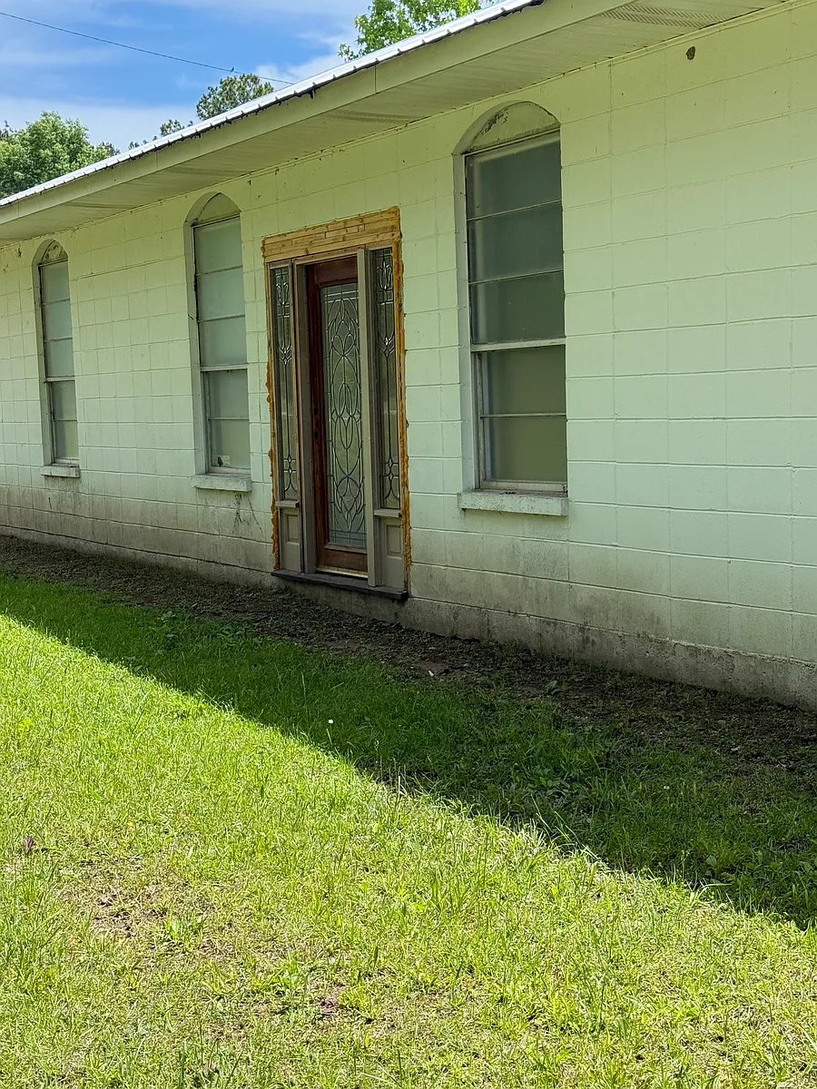 Building Photo - 245 County Road 452