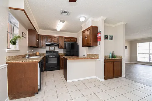 102 Palmwood Dr Photo 1