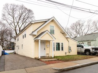 15 Buckingham St #2, Hyde Park, MA 02136