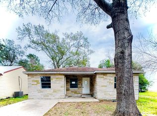 1824 Reese St, Liberty, TX 77575