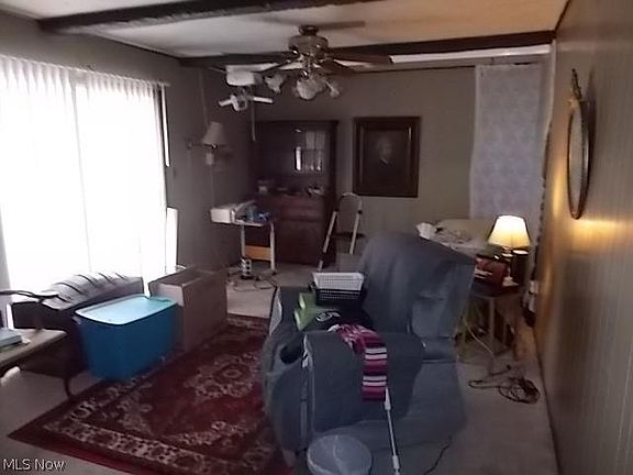 5th image of 8120 Twin Oaks Dr
