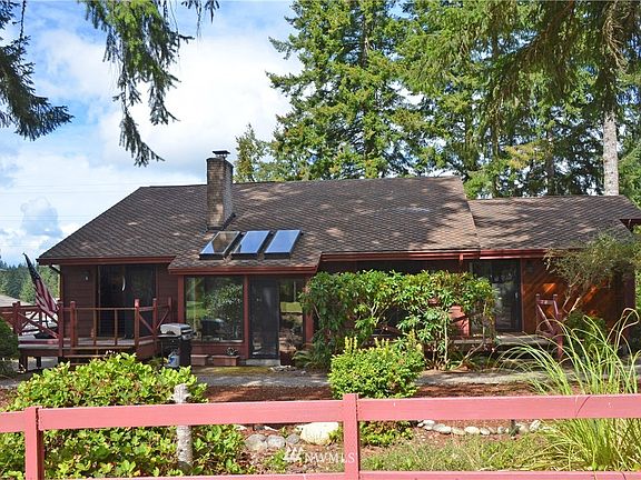 3rd image of 291 E Rainier Dr