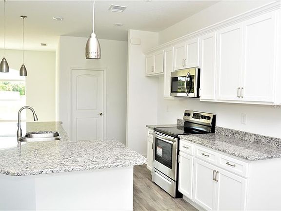 2nd image of 8275 Leopold Ave