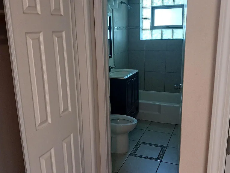 3225 W 111th St #303 — Photo 6