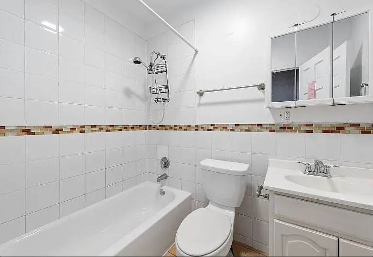 108 Cooper St #2R — Photo 5