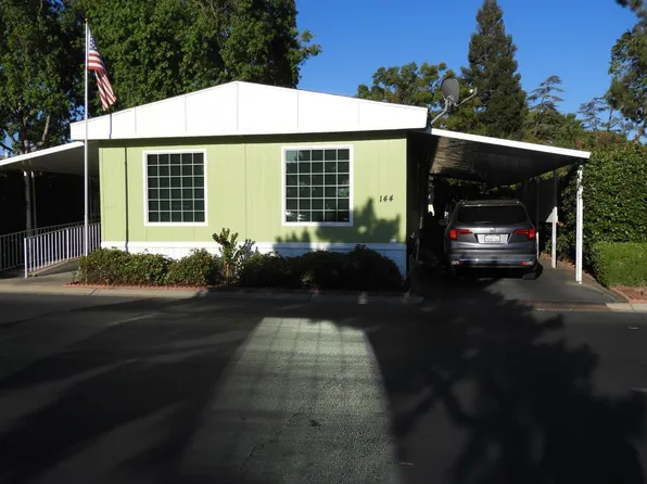 2706 W Ashlan Ave Space 144, Fresno, CA 93705