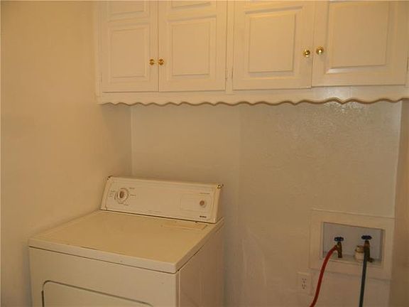 2nd image of 2105 Heather Glen Dr